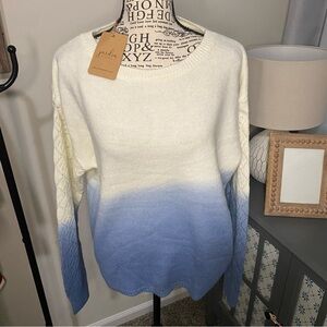 744 NWT Jardin by Macris Ombre Blue and Cream Sweater knit sleeves